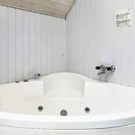 Three-bedroom Holiday In Ringkobing 10
